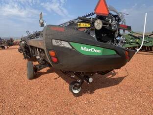 2022 MacDon Industries FD250