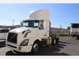 2017 Volvo VNL64T300