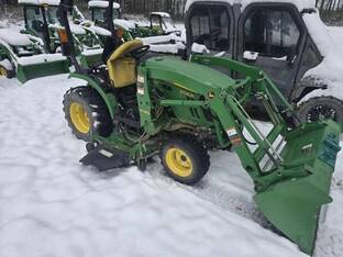 2015 John Deere 2025R