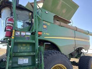 2023 John Deere S780