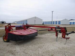 2022 New Holland 210