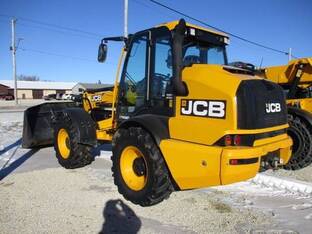 2023 JCB TM320