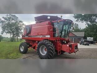 2004 Case IH 2366