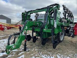 2024 Unverferth NUTRIMAX 1800