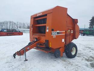 Hesston 956