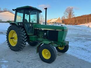 John Deere 2950