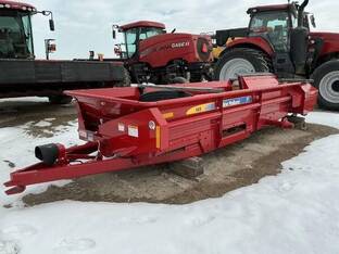 2025 New Holland 165