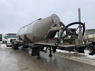 2005 Tremcar 1000 CUBE PNUEMATIC TANK
