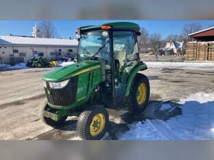 2015 John Deere 3046R