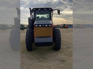 2025 Versatile 275
