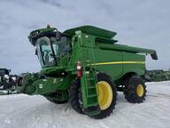 2013 John Deere S670