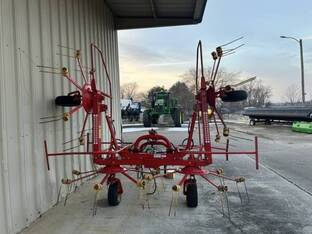 2014 John Deere Minos Agri 4 Bucket Tedder