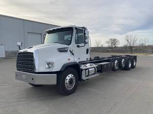 2017 Freightliner 114SD