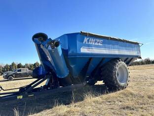 2012 Kinze 1300