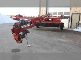 2011 New Holland H7450