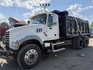 2012 Mack GRANITE GU713