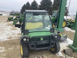 2017 John Deere GATOR 825I