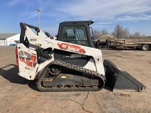 2022 Bobcat T76