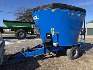 2016 Patz 800 SERIES 350