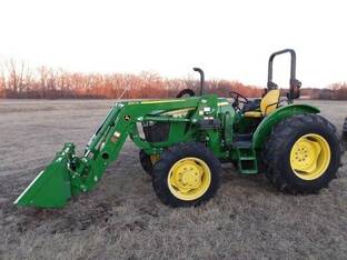 2023 John Deere 5060E