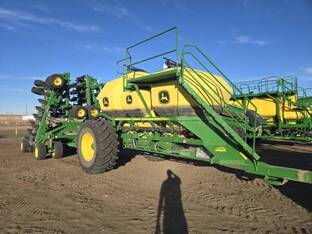 2021 John Deere 1890