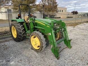 2013 John Deere 5055E