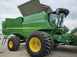 2023 John Deere S770