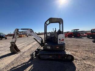 2015 Bobcat E26