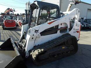 2022 Bobcat T740