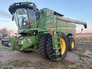 2024 John Deere S780