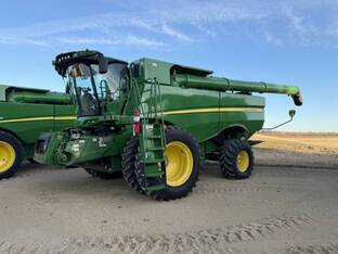 2021 John Deere S770