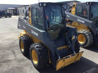 2022 John Deere 324G