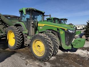 2025 John Deere 8R 370