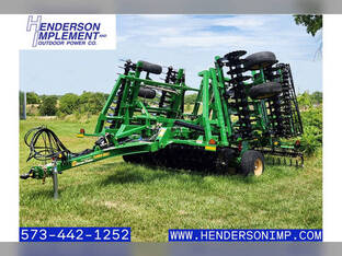 2023 Great Plains 2400TM