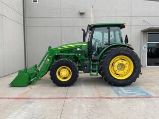 2023 John Deere 6135E