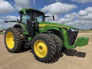 2025 John Deere 8R 410
