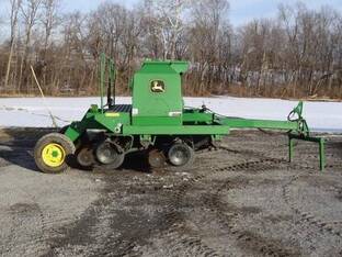 2015 John Deere 1590