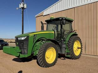 2015 John Deere 8245R