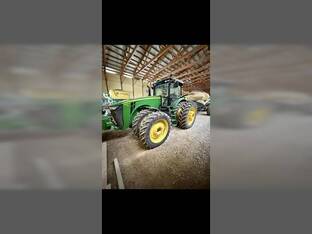 2017 John Deere 8320R