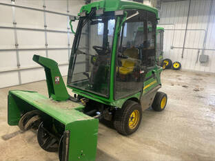 2016 John Deere 1570