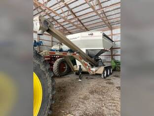 2012 Unverferth 3750