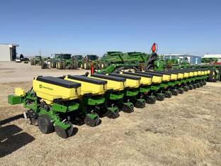 2025 John Deere 1725