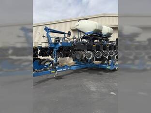 2018 Kinze 3500