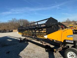 2014 New Holland 740CF-25