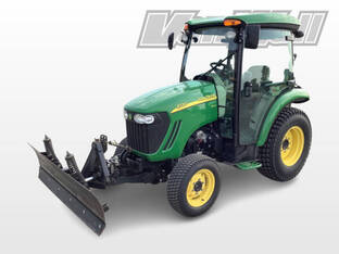 2011 John Deere 3720