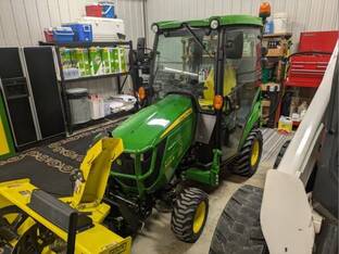 2017 John Deere 1025R