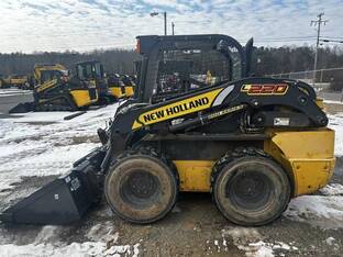 New Holland L220