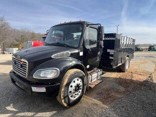 2017 Freightliner BUSINESS CLASS M2 100
