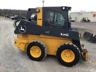 2023 John Deere 324G