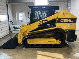 2020 Gehl RT255